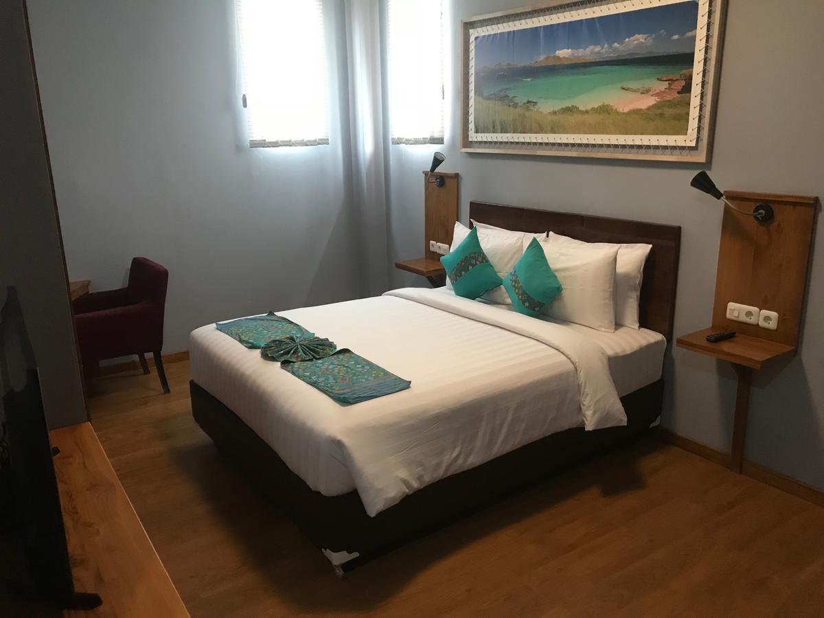Wae Molas Hotel Лабуан Баджо Екстериор снимка